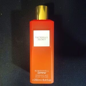 Victoria's Secret Bombshell